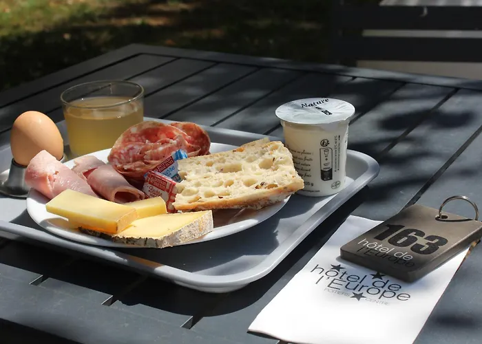 Hotel Logis De L'europe 3*