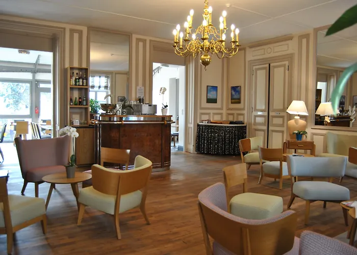 Logis De L'europe Hotel