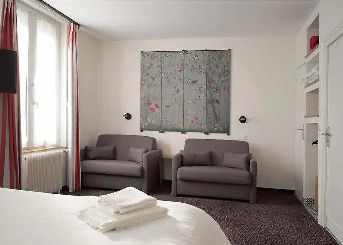 Hotel Logis De L'europe Poitiers